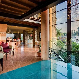 4* Hotell Art & Aeroporto
